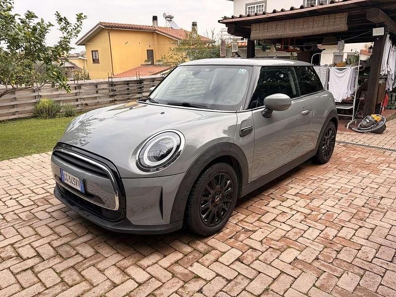 Usata Mini ONE Essential 102 CV (75 kW) 2021 Utilitaria