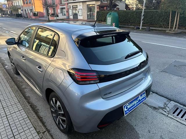 Usata Peugeot 208 Allure 75 CV (55 kW) 2024 Grigio scuro Utilitaria