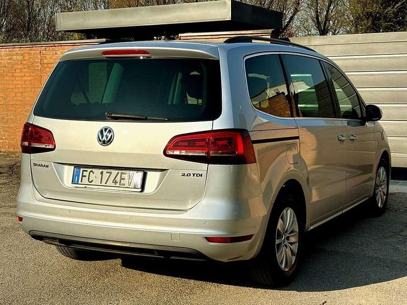 Usata VW Sharan 150 CV (110 kW) 2016 Argento Monovolume