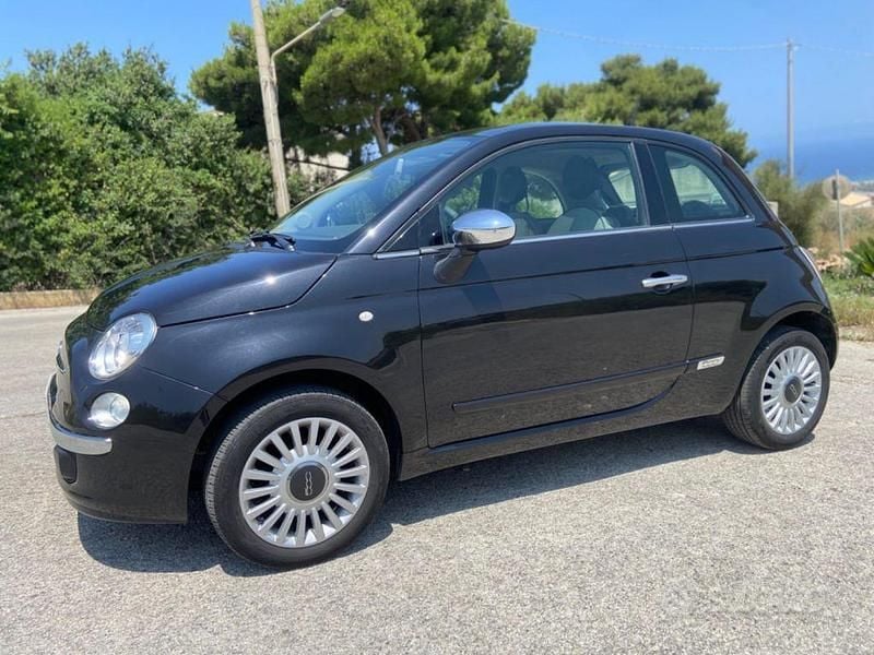 Usata Fiat 500 Lounge 69 CV (50 kW) 2013 Nero Utilitaria