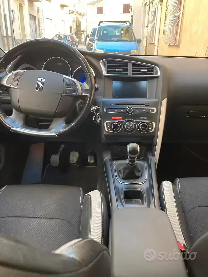 Usata DS Automobiles DS4 120 CV (88 kW) 2015 Berlina