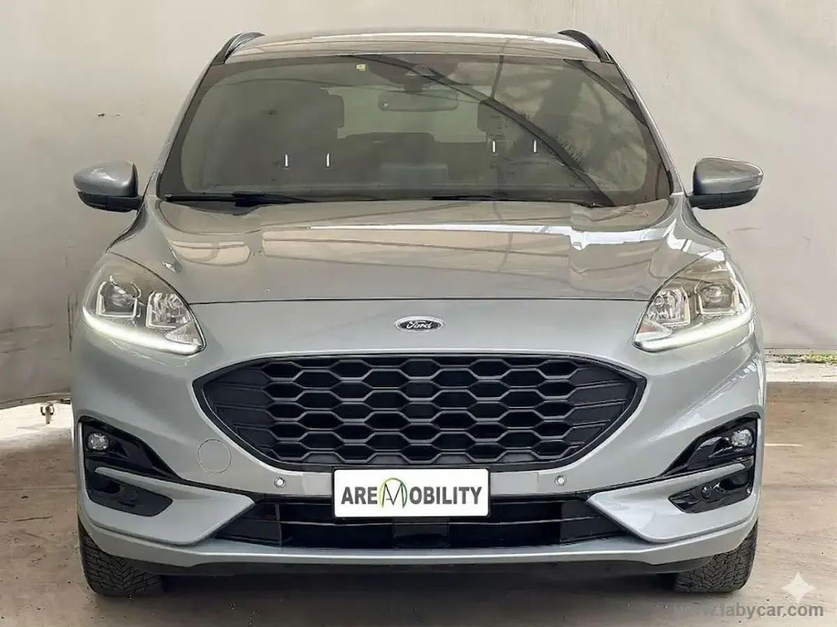 Usata Ford Kuga ST-Line 120 CV (88 kW) 2024 Grigio SUV