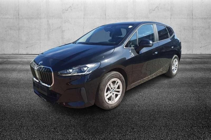 Nero Usata 2023 BMW 218 Active Tourer Performance Monovolume | 28.950 € (Ottimo prezzo) - Immagine 1/4