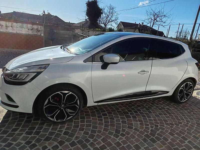 Usata Renault Clio IV Intens 90 CV (66 kW) 2017 Bianco Berlina