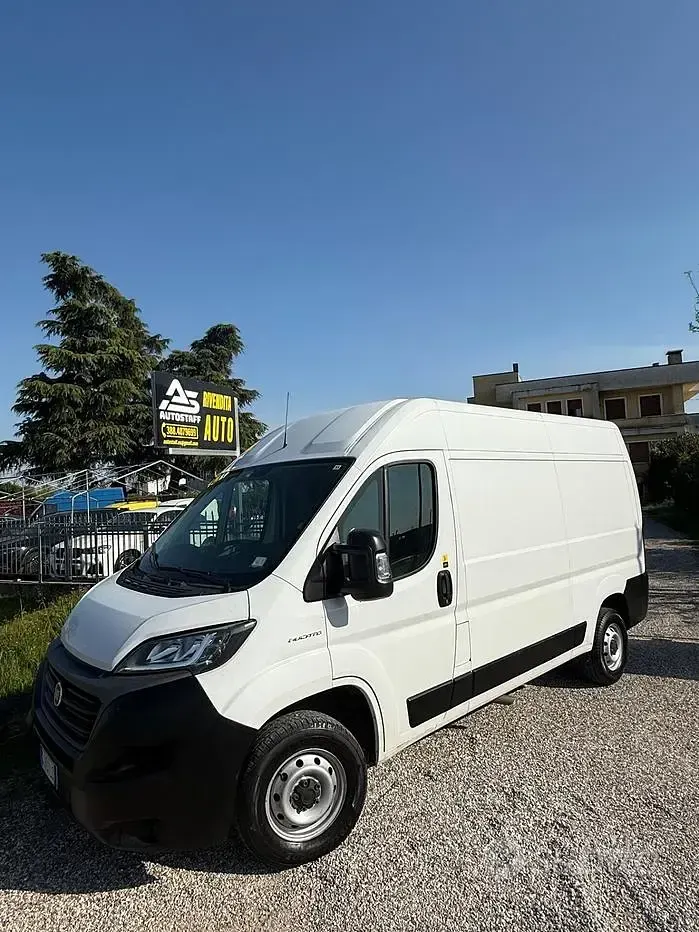 Usado Fiat Ducato 33 140 HP (102 kW) 2020 Branco Van
