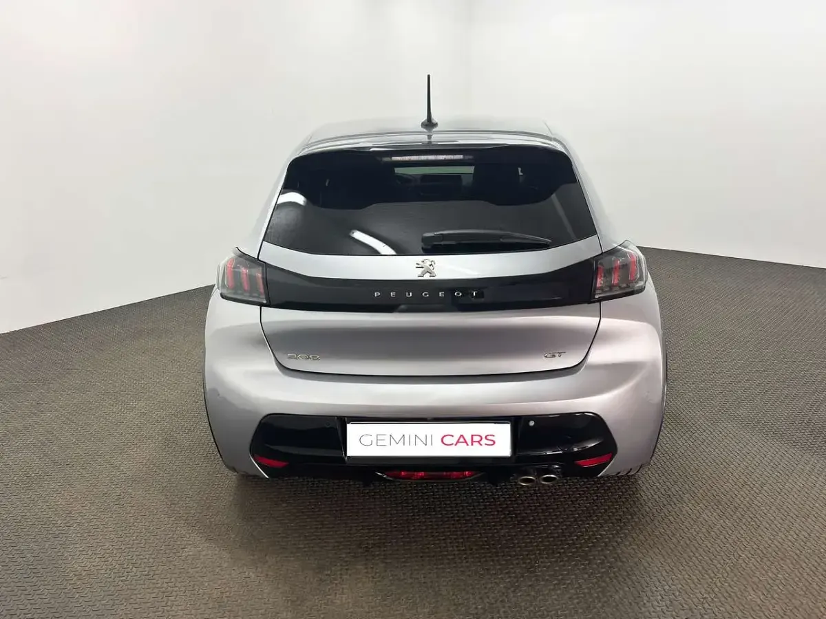 Usata Peugeot 208 GT 131 CV (96 kW) 2022 Grigio Utilitaria