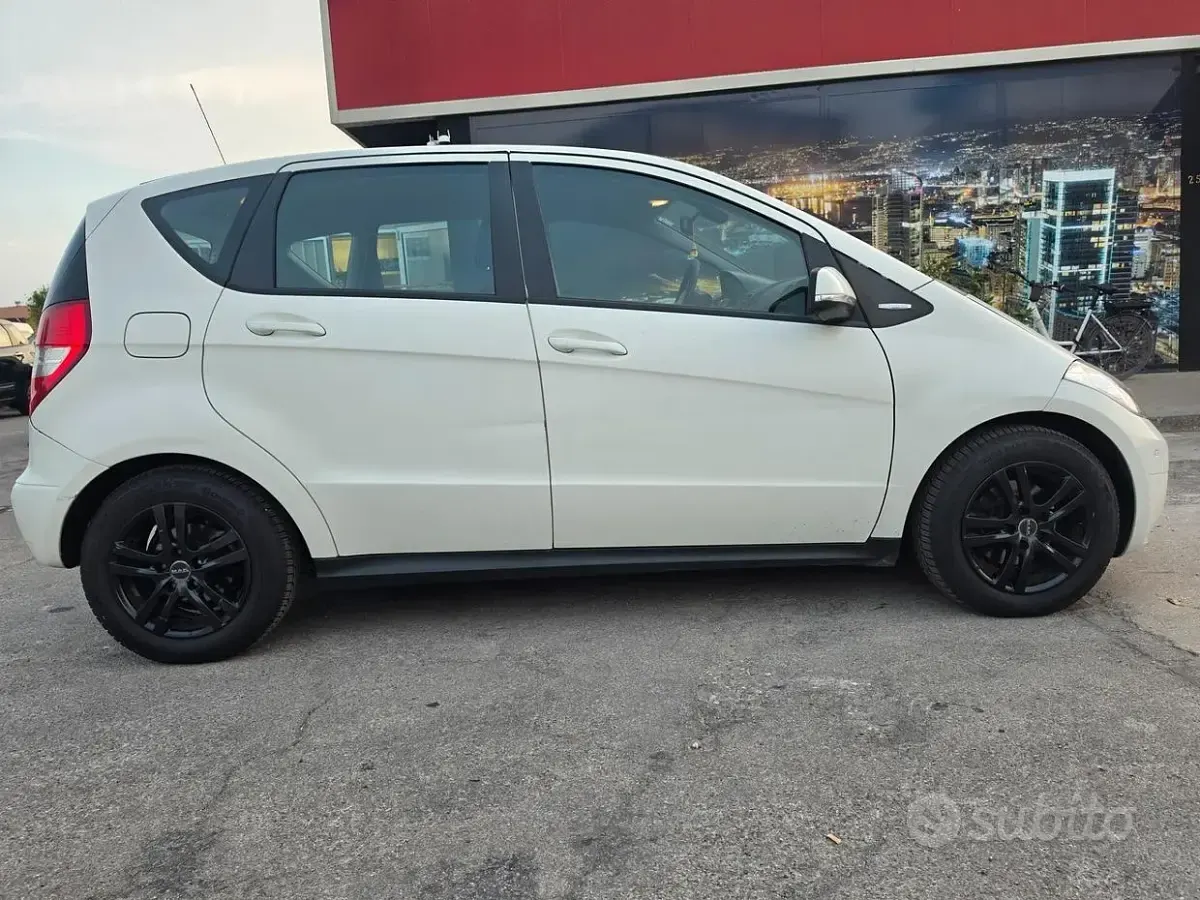Usata Mercedes A160 Edition 95 CV (69 kW) 2010 Bianco Berlina