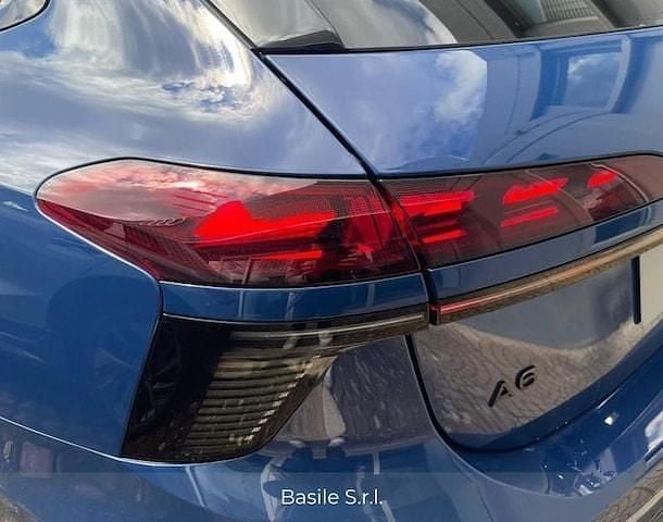 Nuova Audi A6 Edition .1 204 CV (150 kW) 2025 Blu ascari metallizzato Station wagon