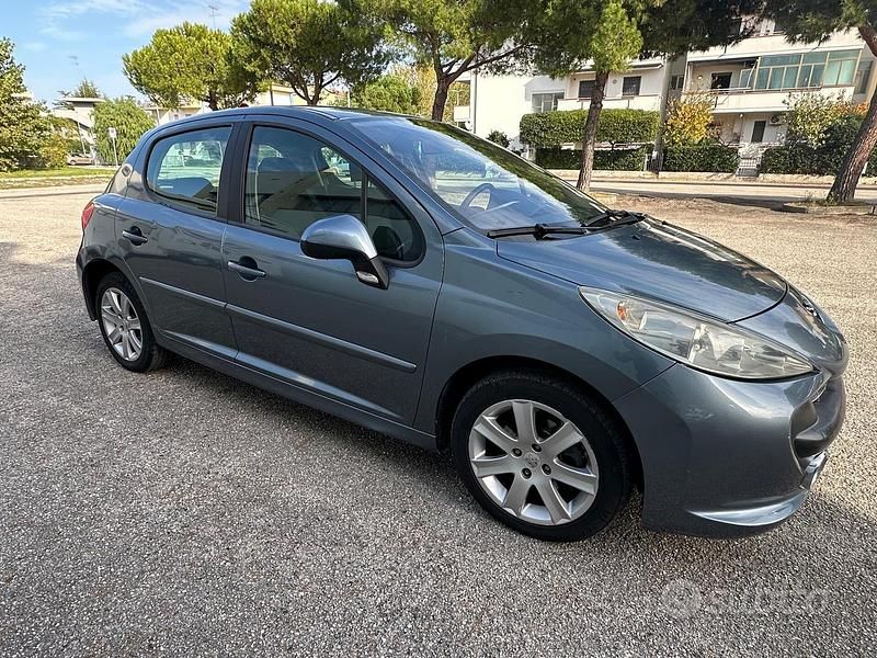 Usata Peugeot 207 110 CV (80 kW) 2007 Grigio Berlina
