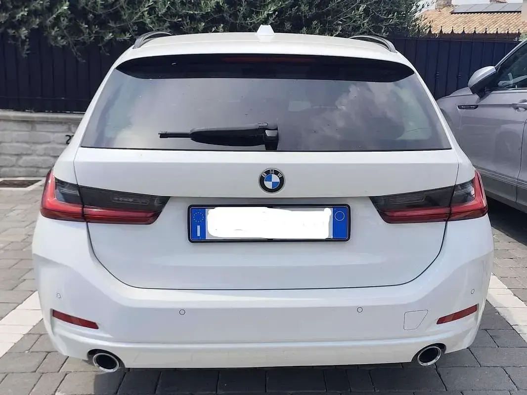 Usata BMW 318 Advantage 150 CV (110 kW) 2022 Bianco Station wagon