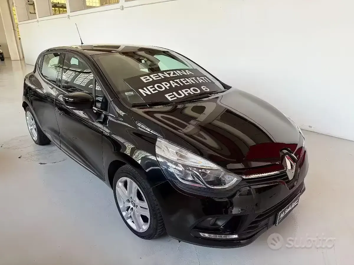Usata Renault Clio IV 76 CV (55 kW) 2018 Nero Berlina