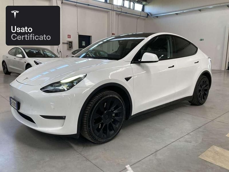 Usata Tesla Model Y Long Range AWD 258 kW (351 CV) 2022 Pearl white multicoat SUV
