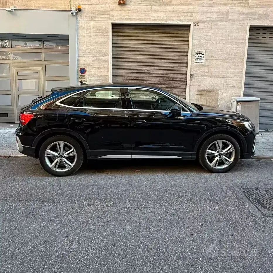 Usata Audi Q3 Sportback S-Line 200 CV (147 kW) 2024 Nero SUV
