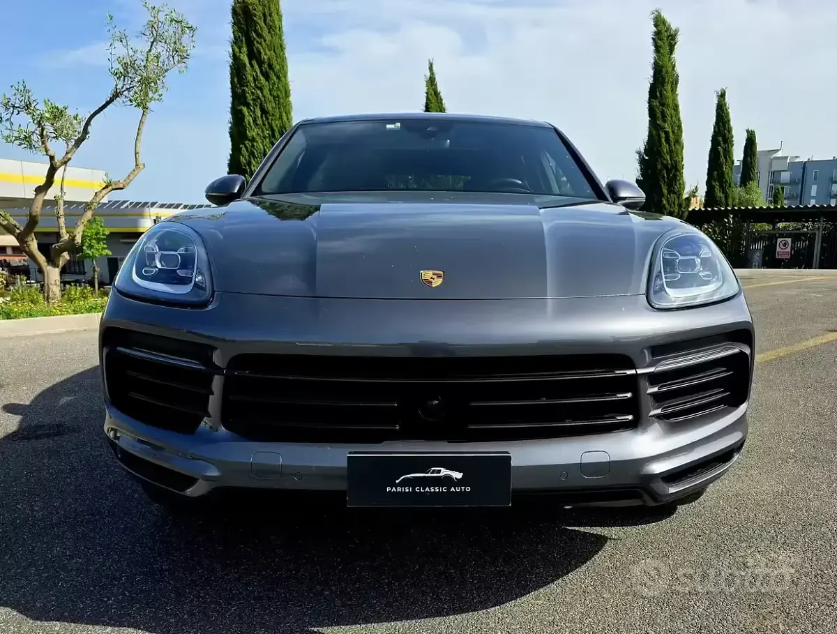Usado Porsche Cayenne 340 CV (250 kW) 2020 Gris SUV