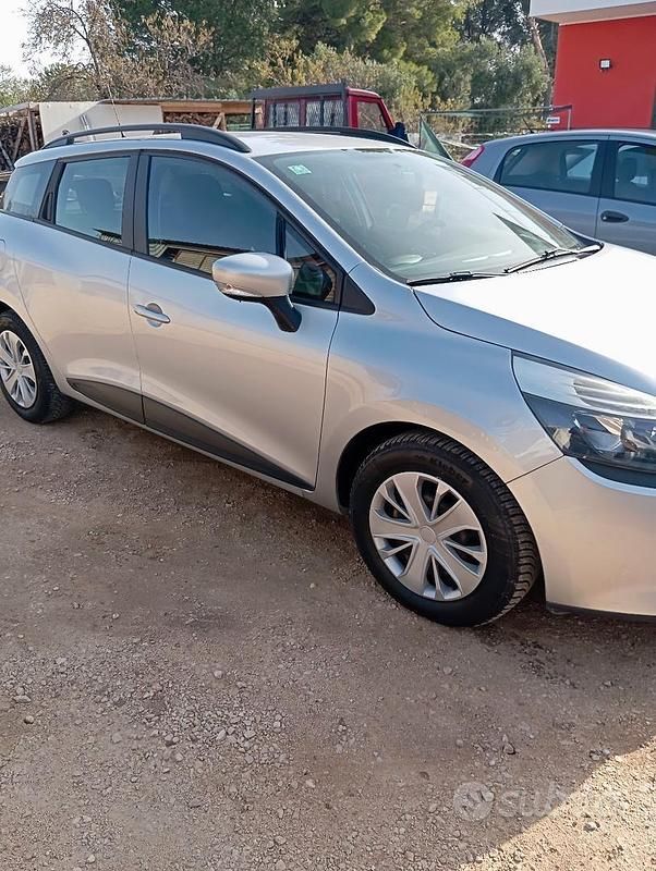 Usata Renault Clio GrandTour 75 CV (55 kW) 2017 Grigio Station wagon