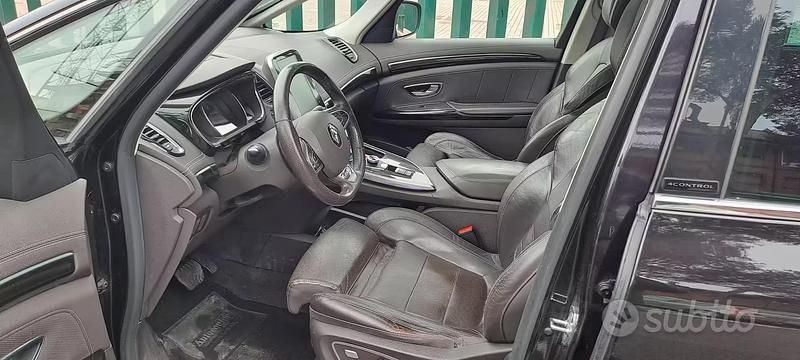Usata Renault Espace Initiale Paris 160 CV (117 kW) 2015 Nero Monovolume