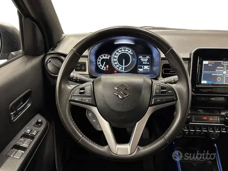 Usata Suzuki Ignis 83 CV (61 kW) 2023 Grigio SUV