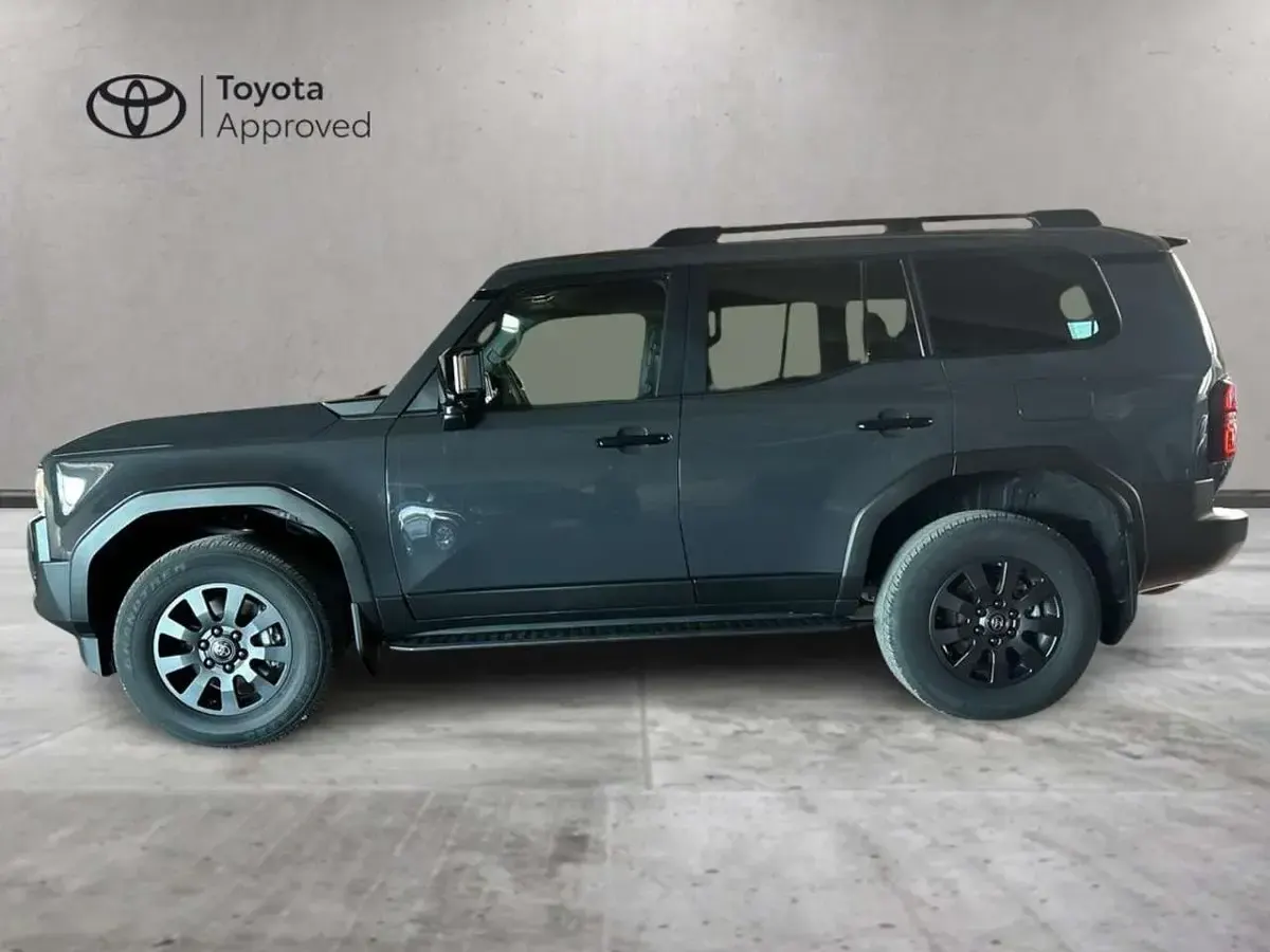 Usata Toyota Land Cruiser 205 CV (150 kW) 2024 Other Utilitaria