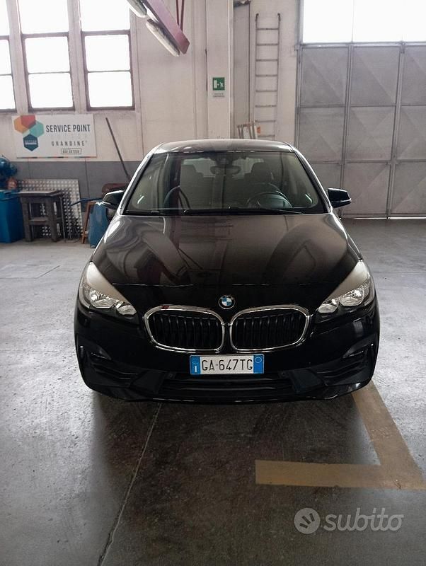 Usata BMW 216 116 CV (85 kW) 2020 Nero Monovolume