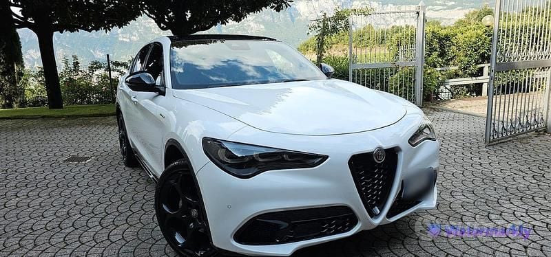 Bianco Usata 2023 Alfa Romeo Stelvio Veloce SUV | 43.900 € (Molto cara) - Immagine 1/4