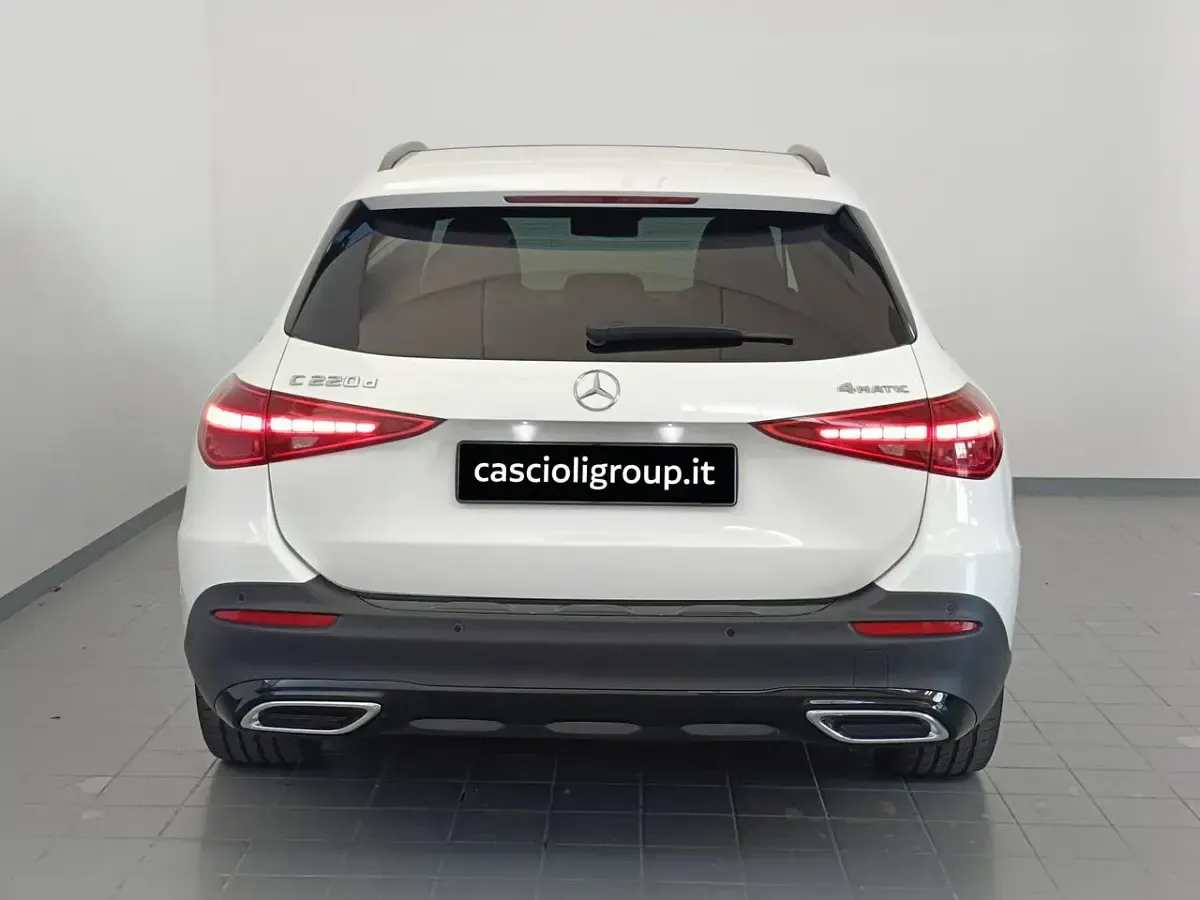 Usata Mercedes 220 Premium 199 CV (146 kW) 2023 Bianco Station wagon