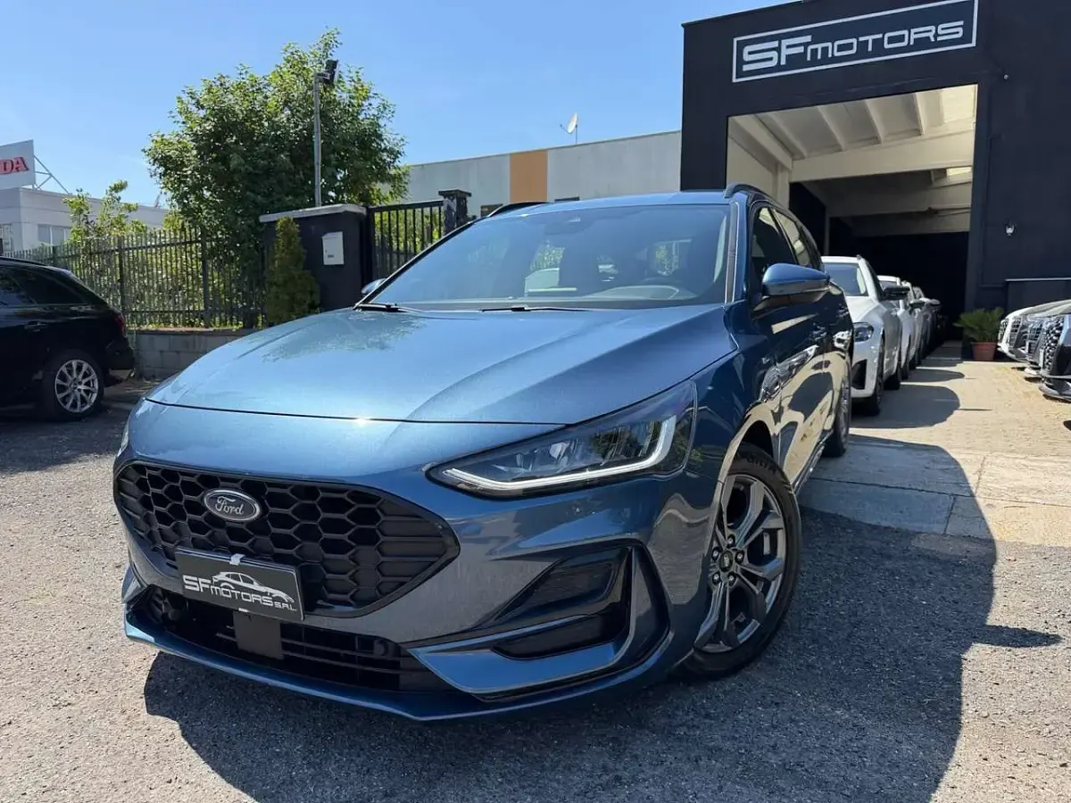 Usata Ford Focus ST 125 CV (91 kW) 2023 Blu/azzurro Station wagon