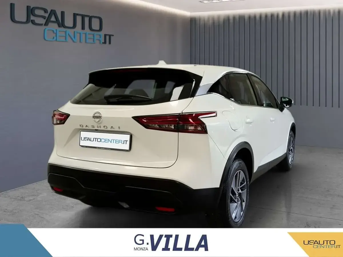 Usata Nissan Qashqai 140 CV (102 kW) 2022 Bianco SUV