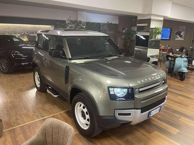 Verde Usata 2021 Land Rover Defender HSE SUV | 48.400 € (Super prezzo) - Immagine 1/4