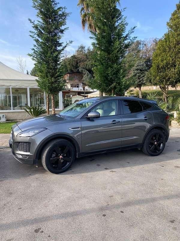 Usata Jaguar E-Pace R-Dynamic 179 CV (131 kW) 2018 Grigio SUV