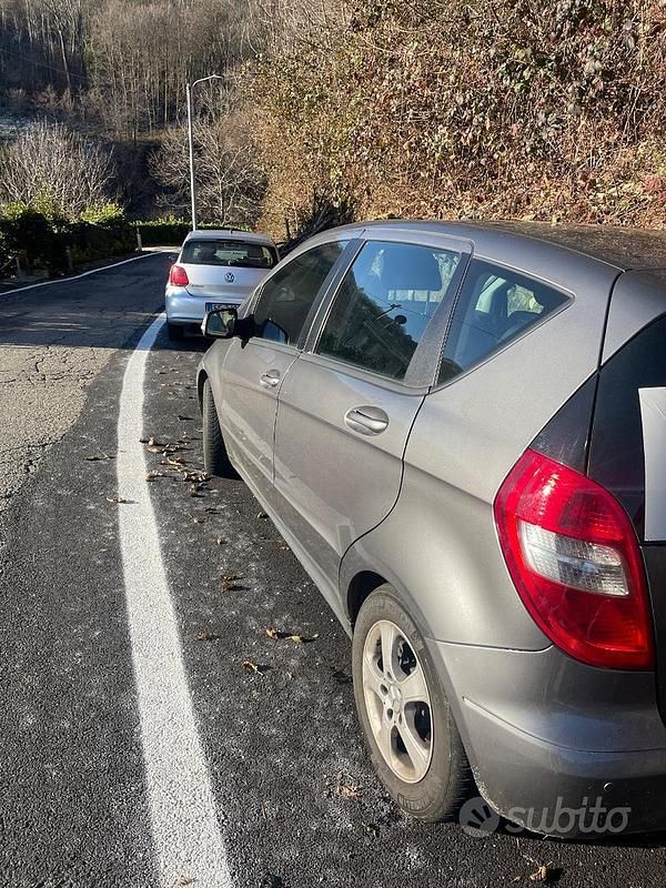 Usata Mercedes A160 2010 Grigio Berlina