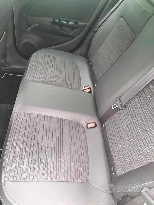 Usata Opel Corsa 2014 Grigio Utilitaria