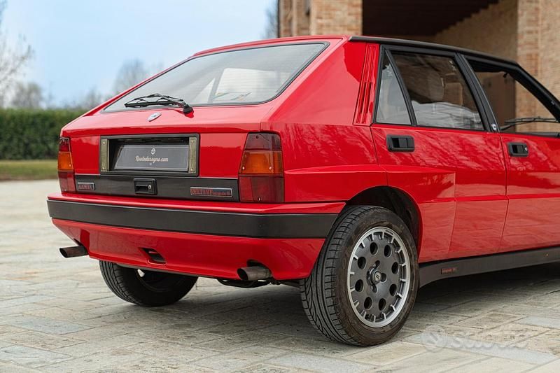Usata Lancia Delta 197 CV (144 kW) 1989 Rosso Utilitaria