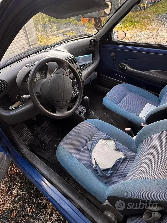 Usata Fiat 600 39 CV (28 kW) 1999 Berlina