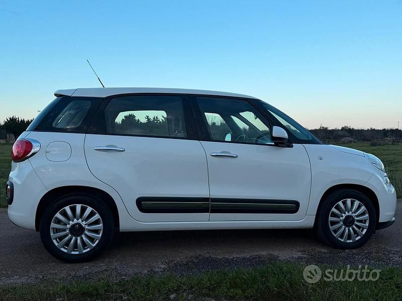 Usata Fiat 500L Business 120 CV (88 kW) 2016 Bianco Monovolume