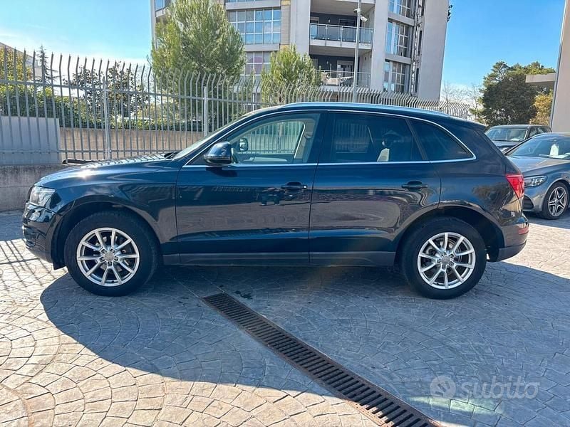 Usata Audi Q5 170 CV (125 kW) 2010 Blu SUV