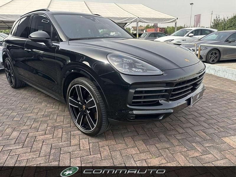 Usata Porsche Cayenne Platinum Edition 441 CV (324 kW) 2023 Nero SUV