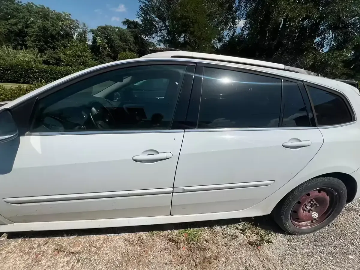 Usata Renault Laguna III 2011 Bianco Station wagon