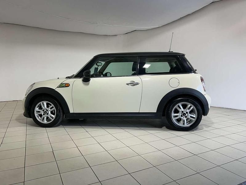 Usado Mini Cooper 122 HP (89 kW) 2012 Bege Citadino