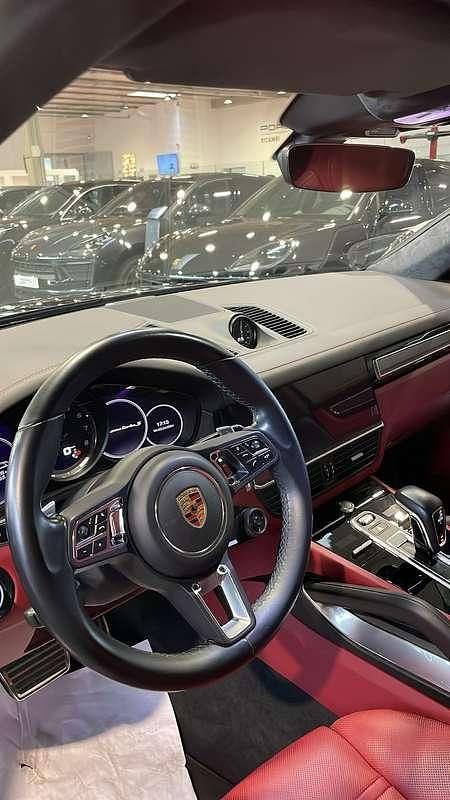 Usata Porsche Cayenne Turbo S 680 CV (500 kW) 2021 Blu/azzurro SUV