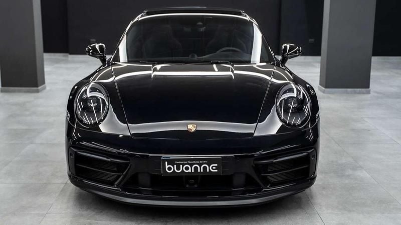 Usata Porsche 911 Carrera 4 GTS Chrono 480 CV (353 kW) 2024 Nero jet metall perlato Coupé