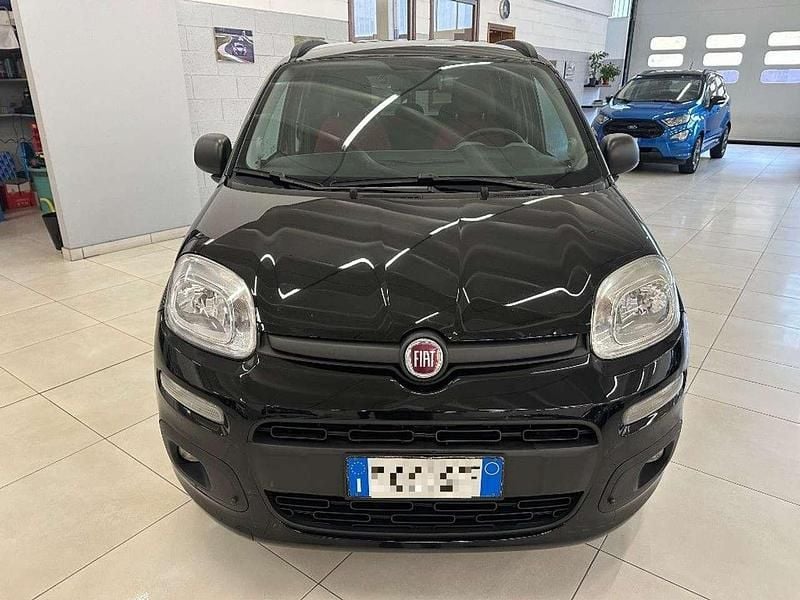 Usata Fiat Panda Lounge 84 CV (61 kW) 2014 Nero Utilitaria