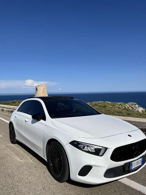 Usata Mercedes CLA180 Premium 116 CV (85 kW) 2019 Berlina