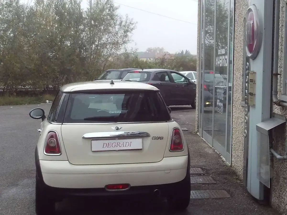 Usata Mini ONE 95 CV (69 kW) 2008 Bianco crema pastello Utilitaria