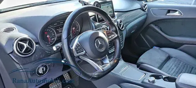 Käytetty Mercedes B200 AMG 156 HP (114 kW) 2016 Musta Tila-auto