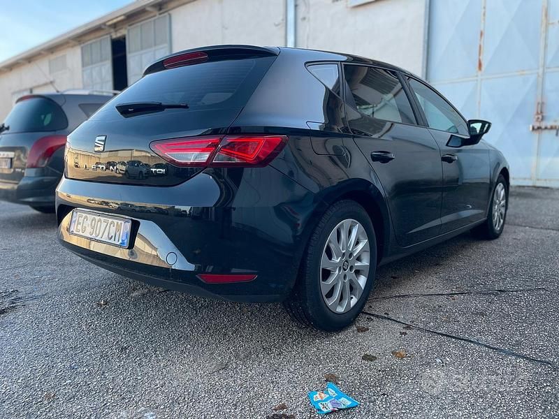 Usata Seat Leon 115 CV (84 kW) 2015 Nero Berlina