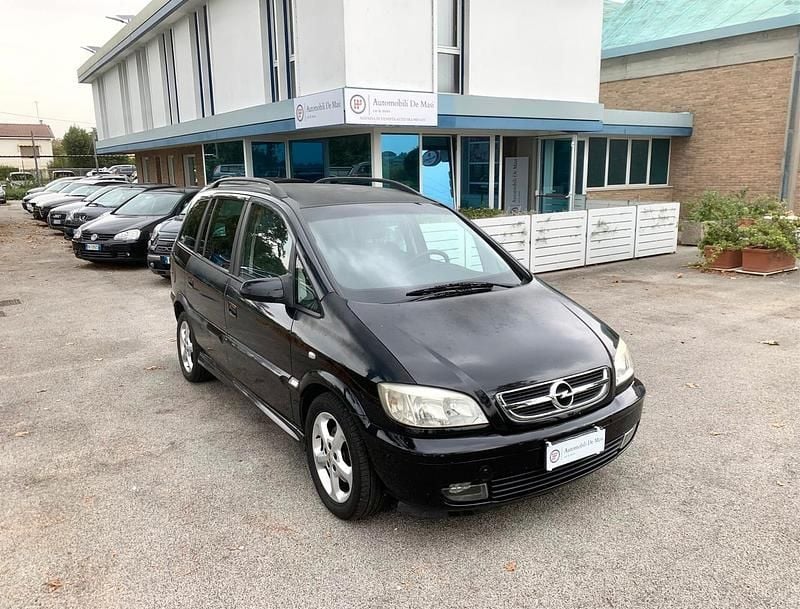 Nero Usata 2005 Opel Zafira Eco Monovolume | 1400 € (Ottimo prezzo) - Immagine 1/4