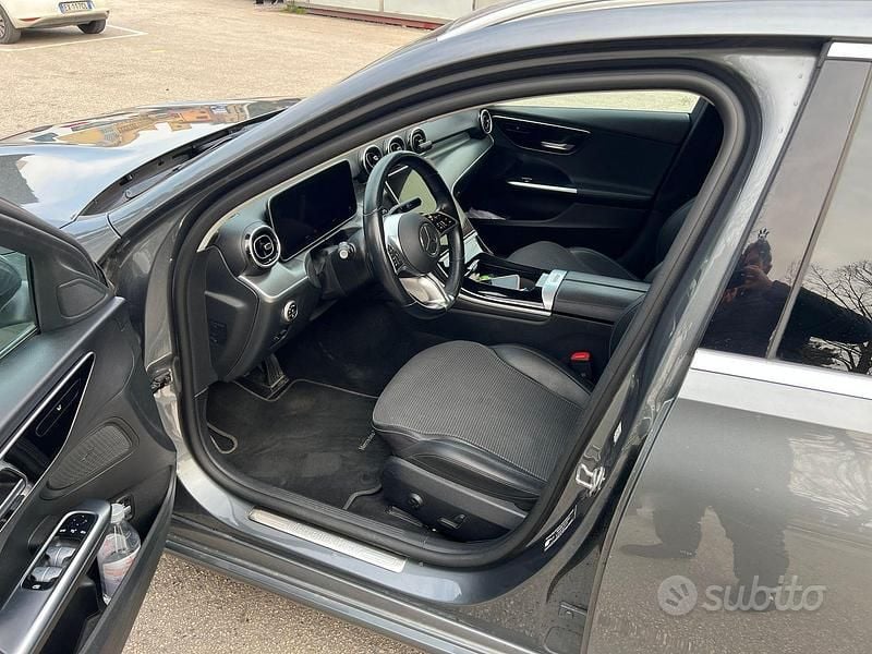 Usata Mercedes C200 184 CV (135 kW) 2022 Grigio Station wagon