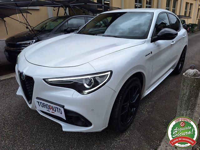 Usata Alfa Romeo Stelvio Veloce 210 CV (154 kW) 2021 Bianco SUV