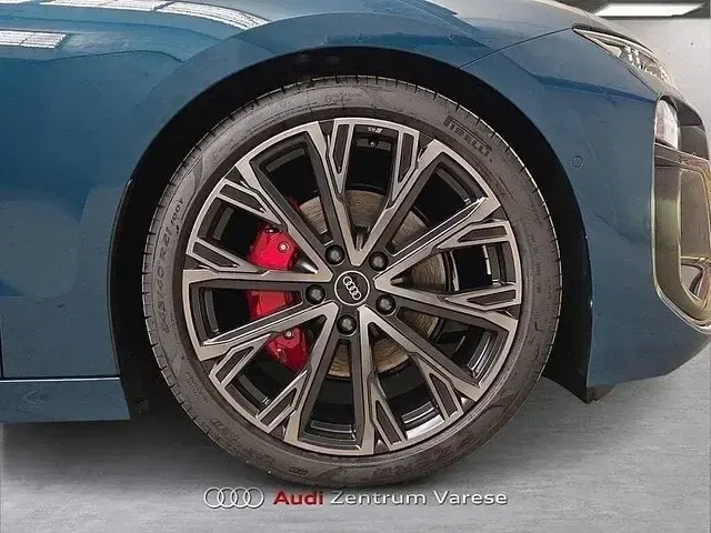 Nuova Audi A6 e-tron Edition .1 280 kW (381 CV) 2025 Blu malpelo Station wagon