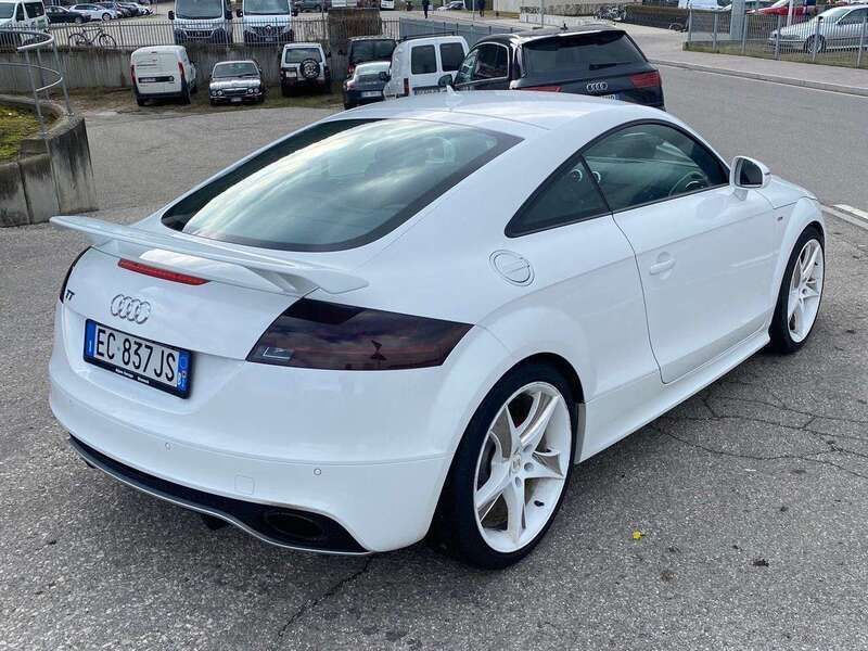 Usata Audi TT Advanced 170 CV (125 kW) 2010 Bianco Coupé